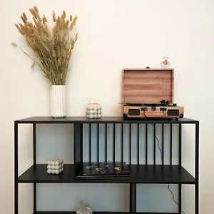 Bright Stylish In A Location Apartamento