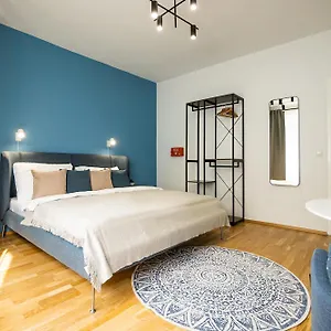 Bright Stylish In A Location Apartamento