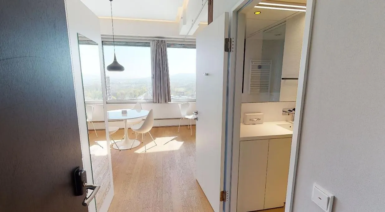 Key Residences Vienna Apartment